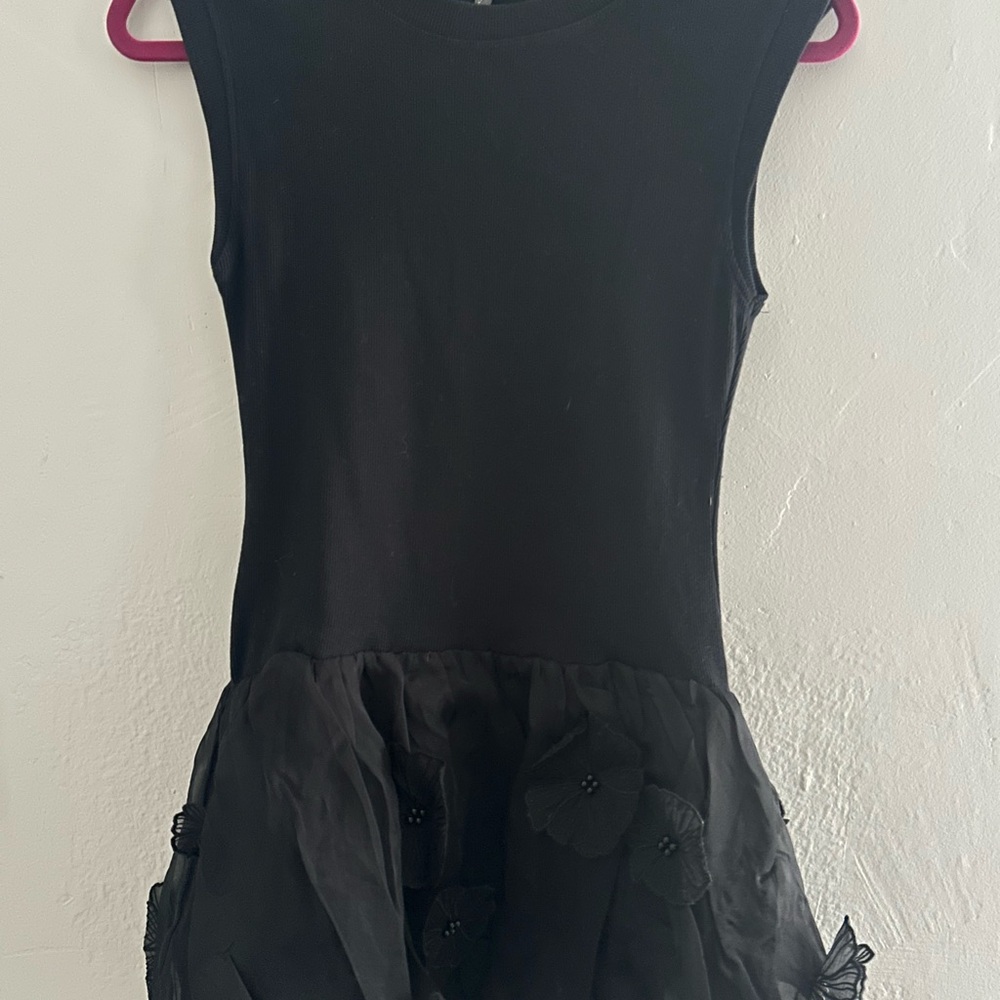 Anthropologie Black Onyx Floral Applique Peplum Top